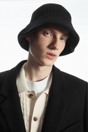 COS Pletené Merino Vlna Bucket Klobuky Panske Čierne | COS Eshop SK-AFPI10857