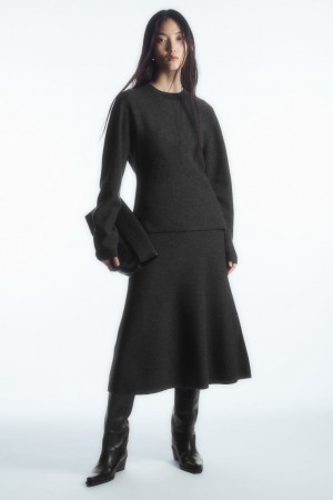 COS Regular-Fit Merino Vlna Svetre Damske Tmavo Siva | COS Eshop SK-FRWJ57084