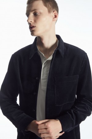 COS Utility-Štýl Corduroy Overshirt Kosele Panske Námornícka Modrá | COS Eshop SK-TWEV16839